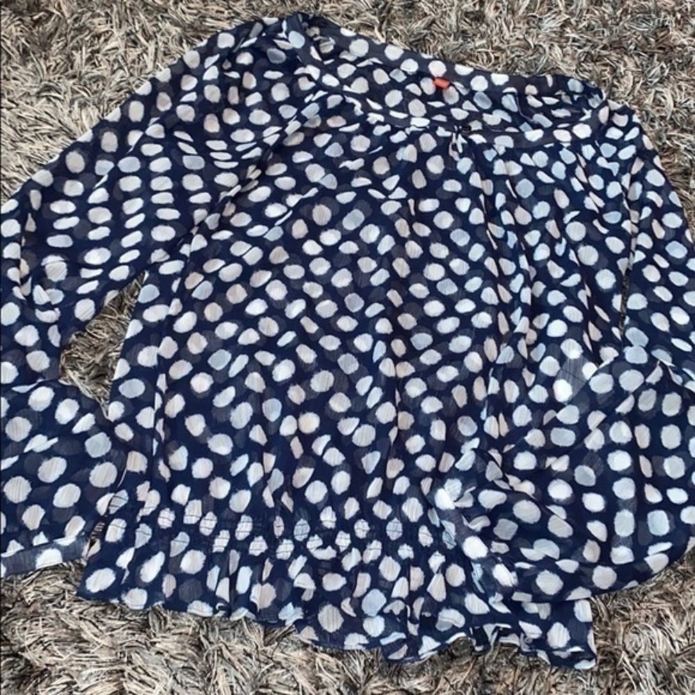 Flowy ESPRIT polka dot sheer blouse M/L small flaw.